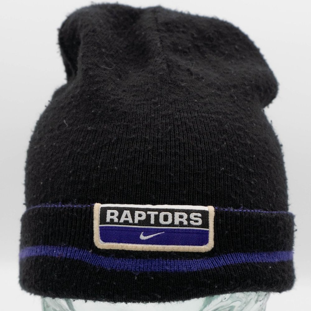 Nike NBA Toronto Raptors Reversible Winter Hat Vintage Beanie Skater Grunge 90s